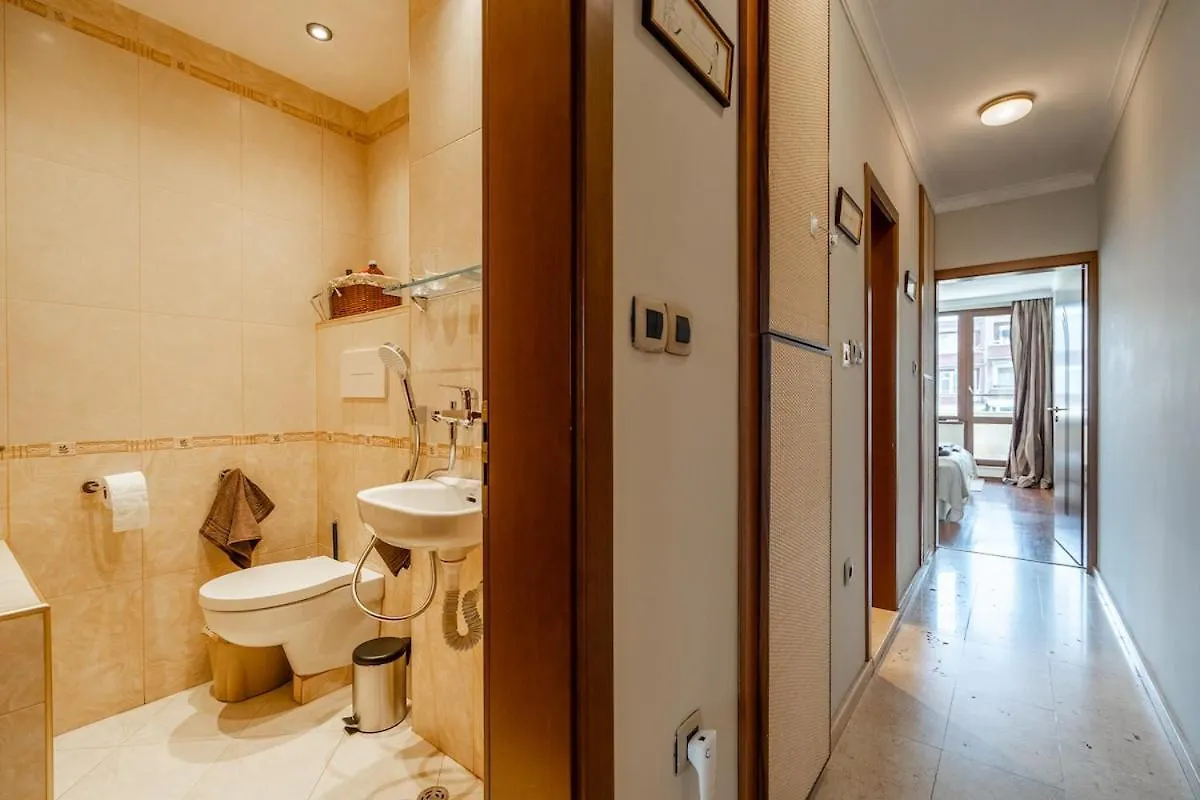 Appartamento Elegant Aristocratic 2 Bdrm Flat, Top Location Sofia Bulgaria