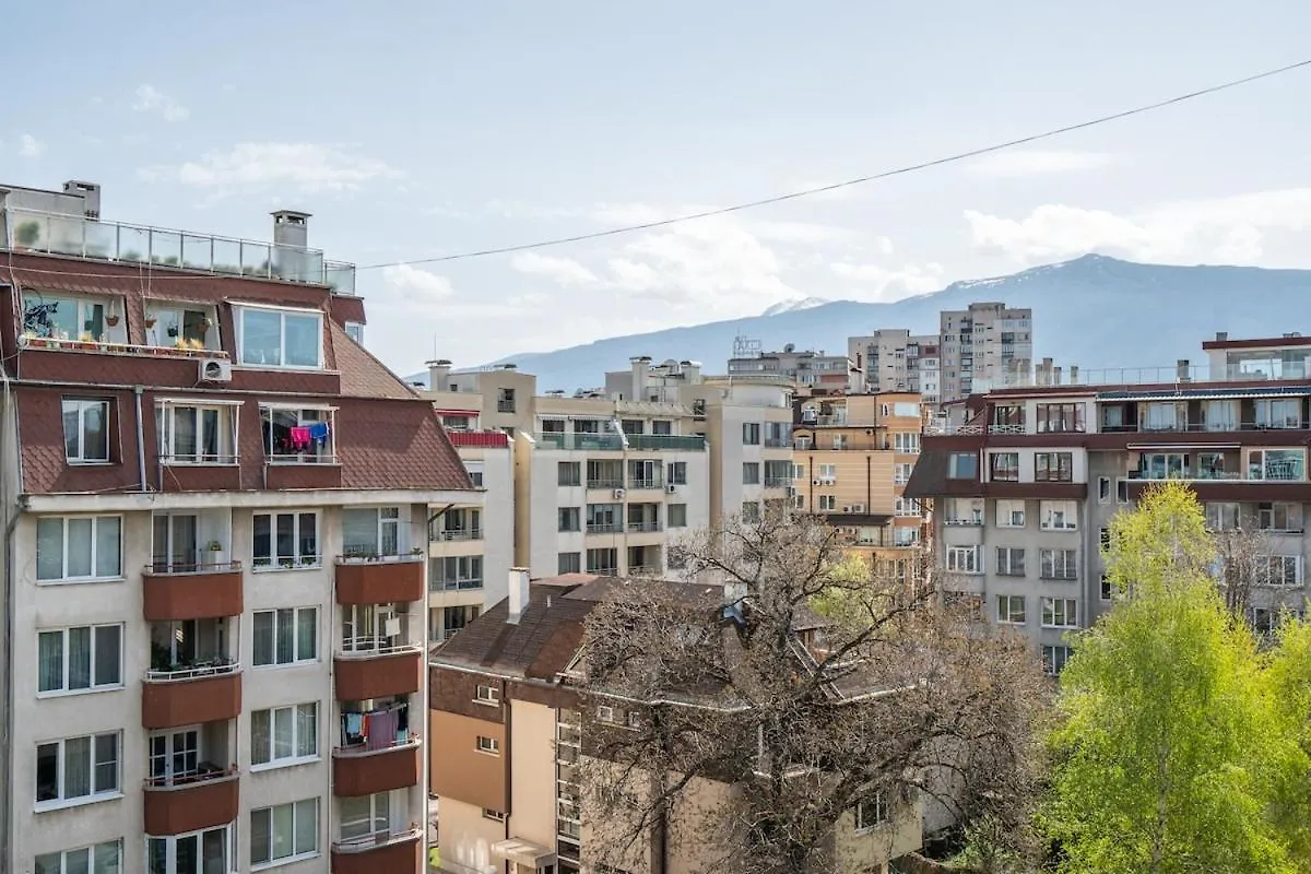 Elegant Aristocratic 2 Bdrm Flat, Top Location 索菲亞