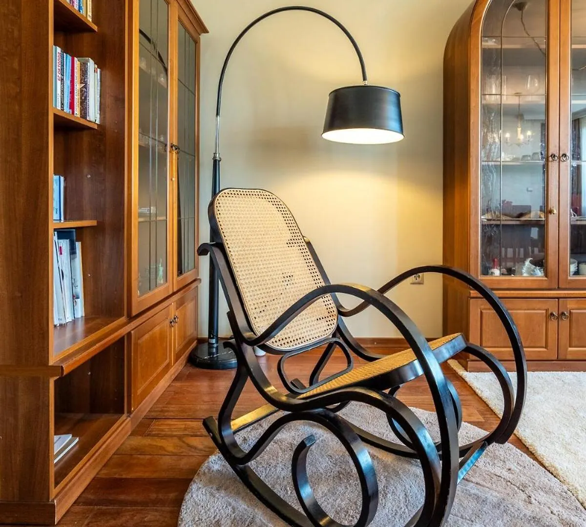 Elegant Aristocratic 2 Bdrm Flat, Top Location 索菲亞 保加利亚